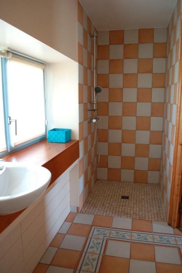 B&B La Maison Des Collines Autour Chambres D'Hotes La Chapelle  ภายนอก รูปภาพ